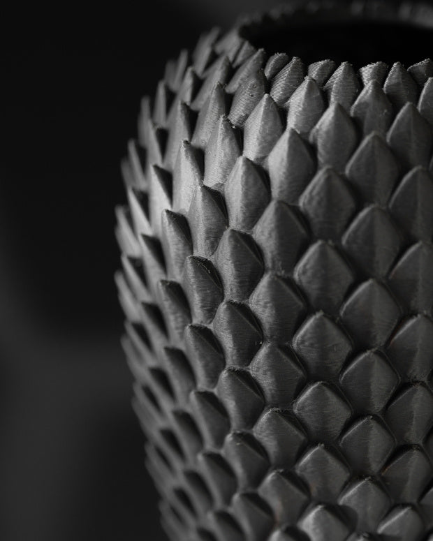 Dragonscale Flower Vase 02