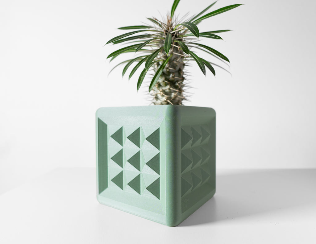 Novo Square Planter