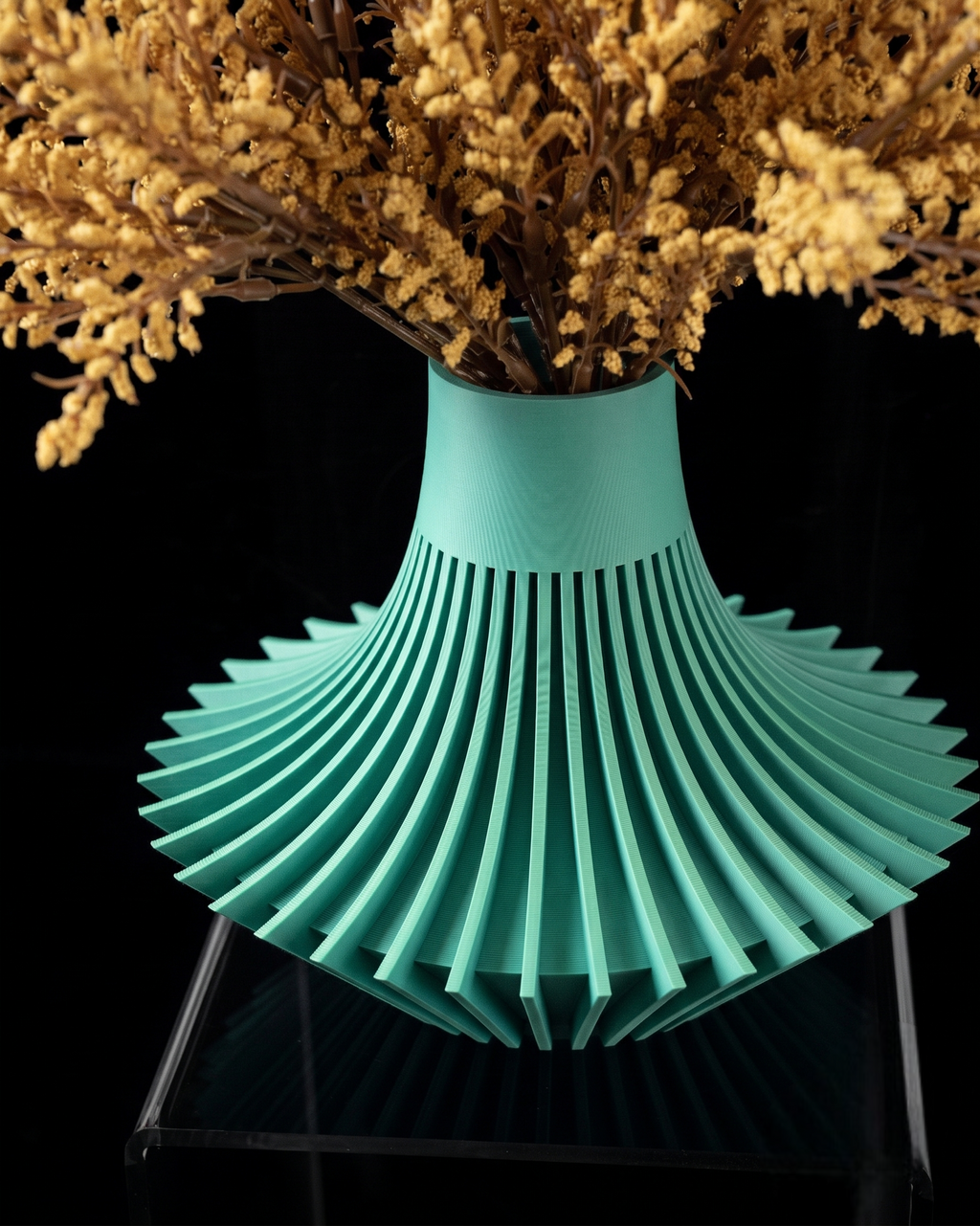 Yin Flower Vase