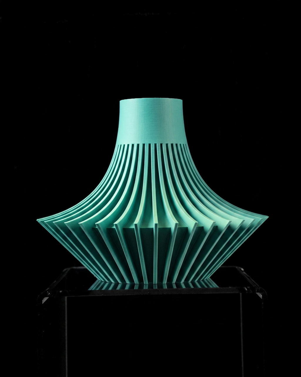 Yin Flower Vase