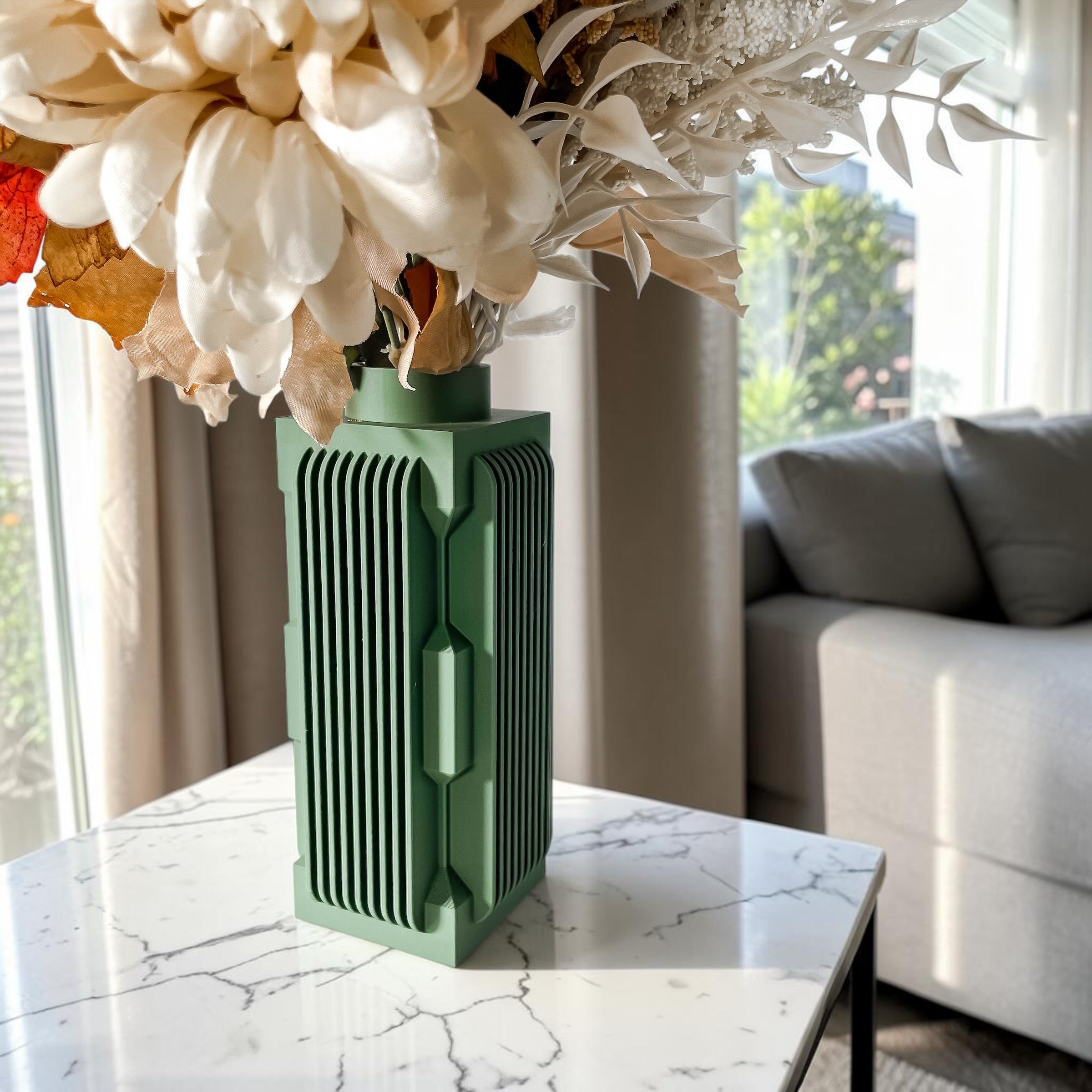 Guso Vase
