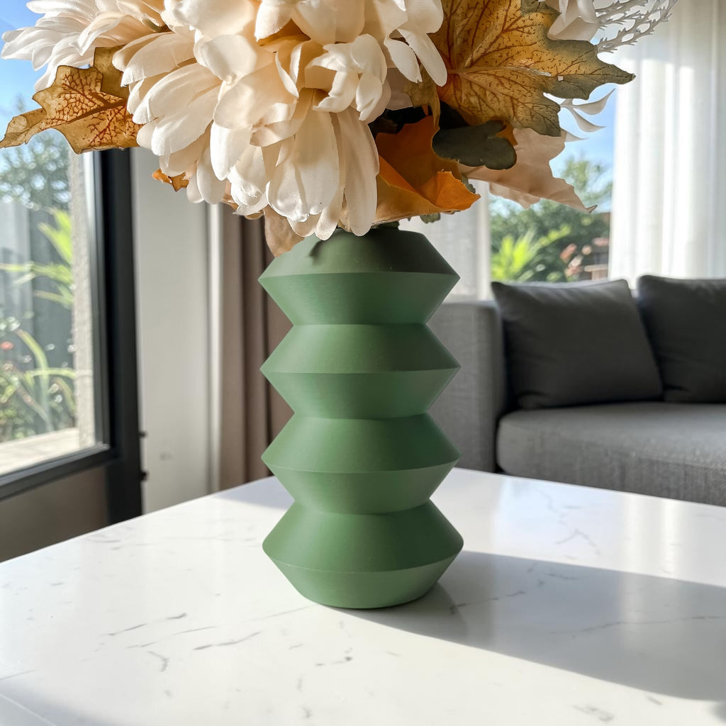 Huso Vase