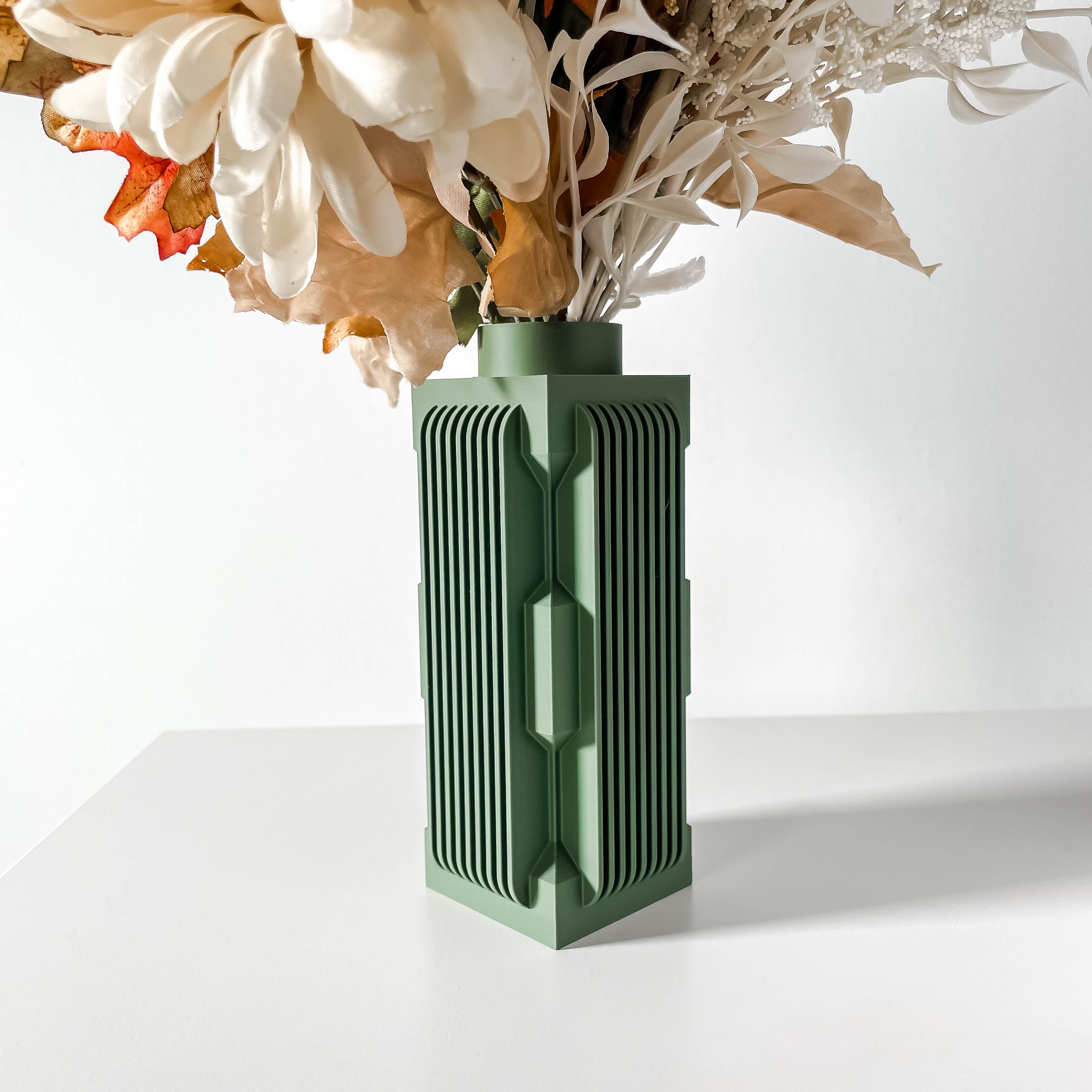 Guso Vase