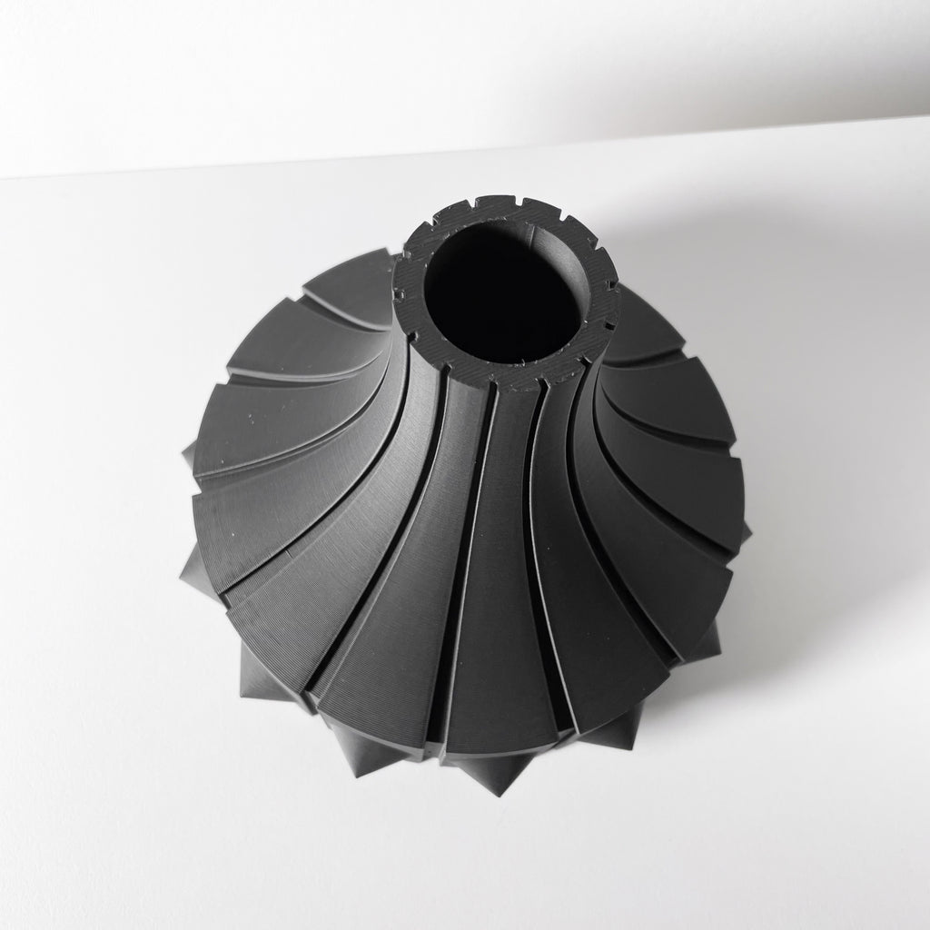 Rinsu Short Vase