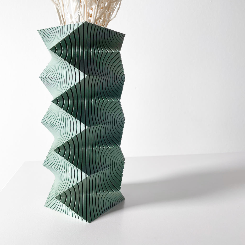 Anio Vase