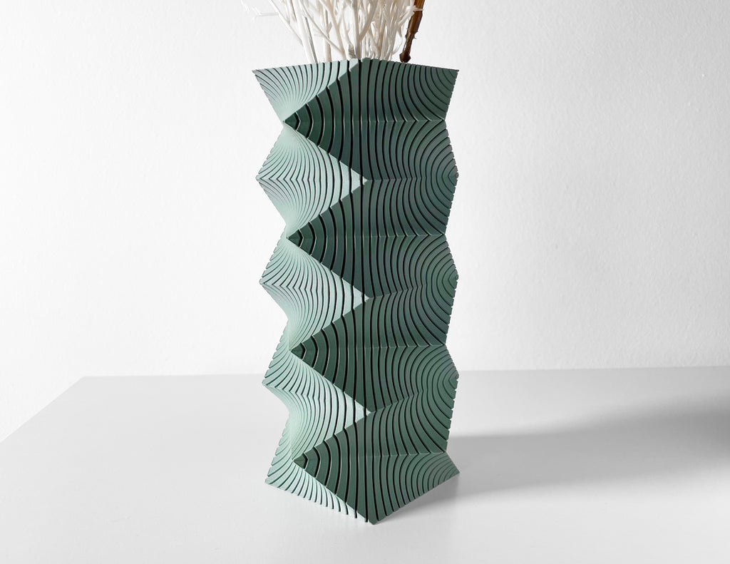 Anio Vase