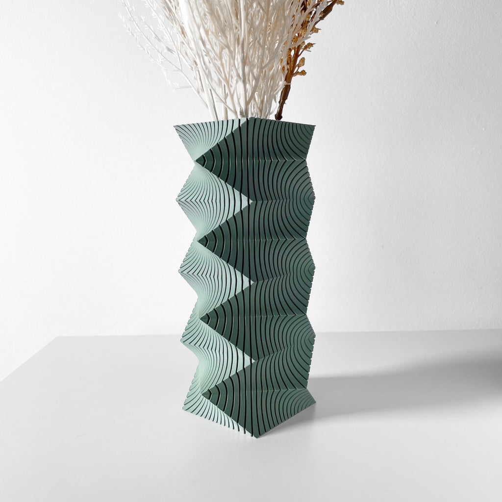 Anio Vase