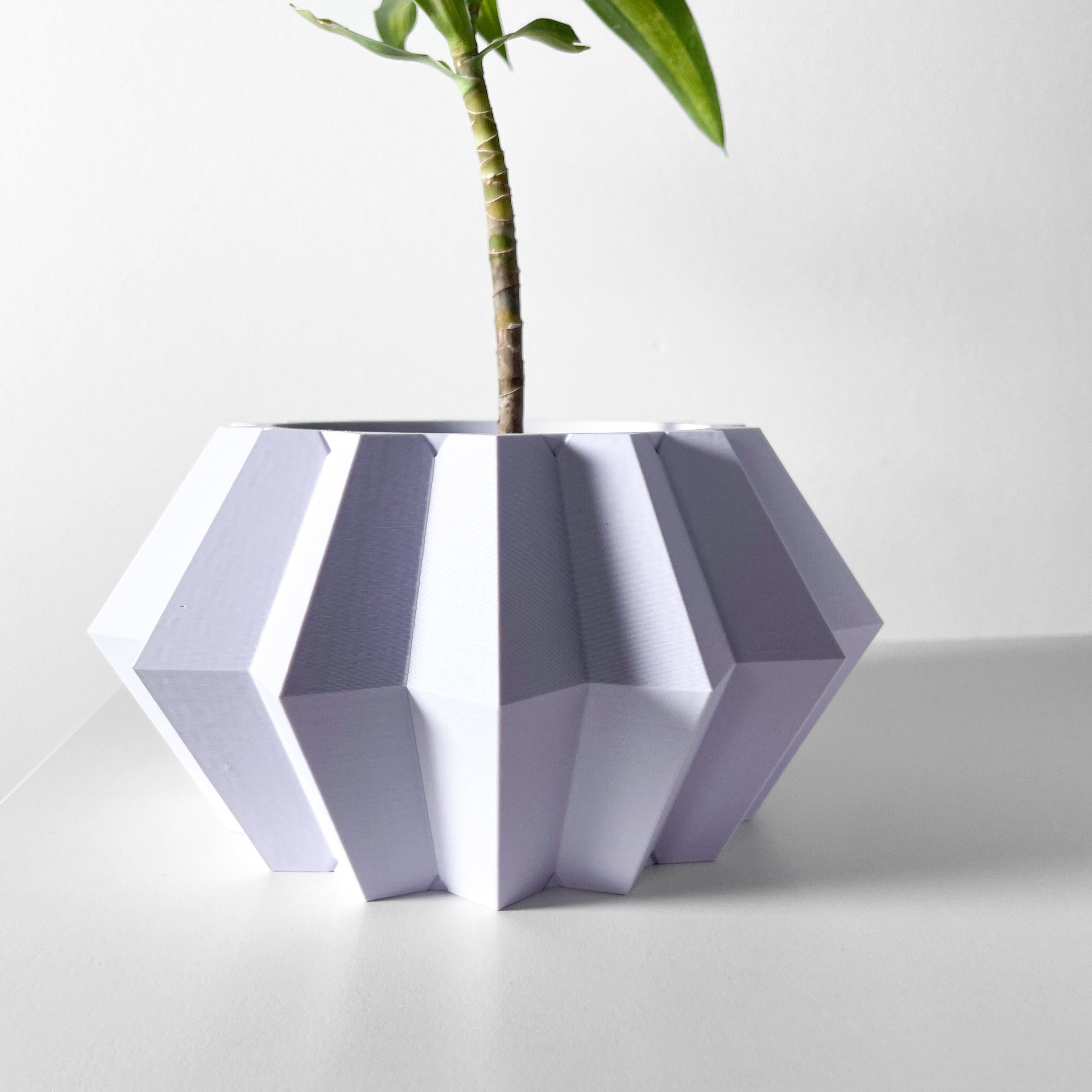 Jun Planter Pot