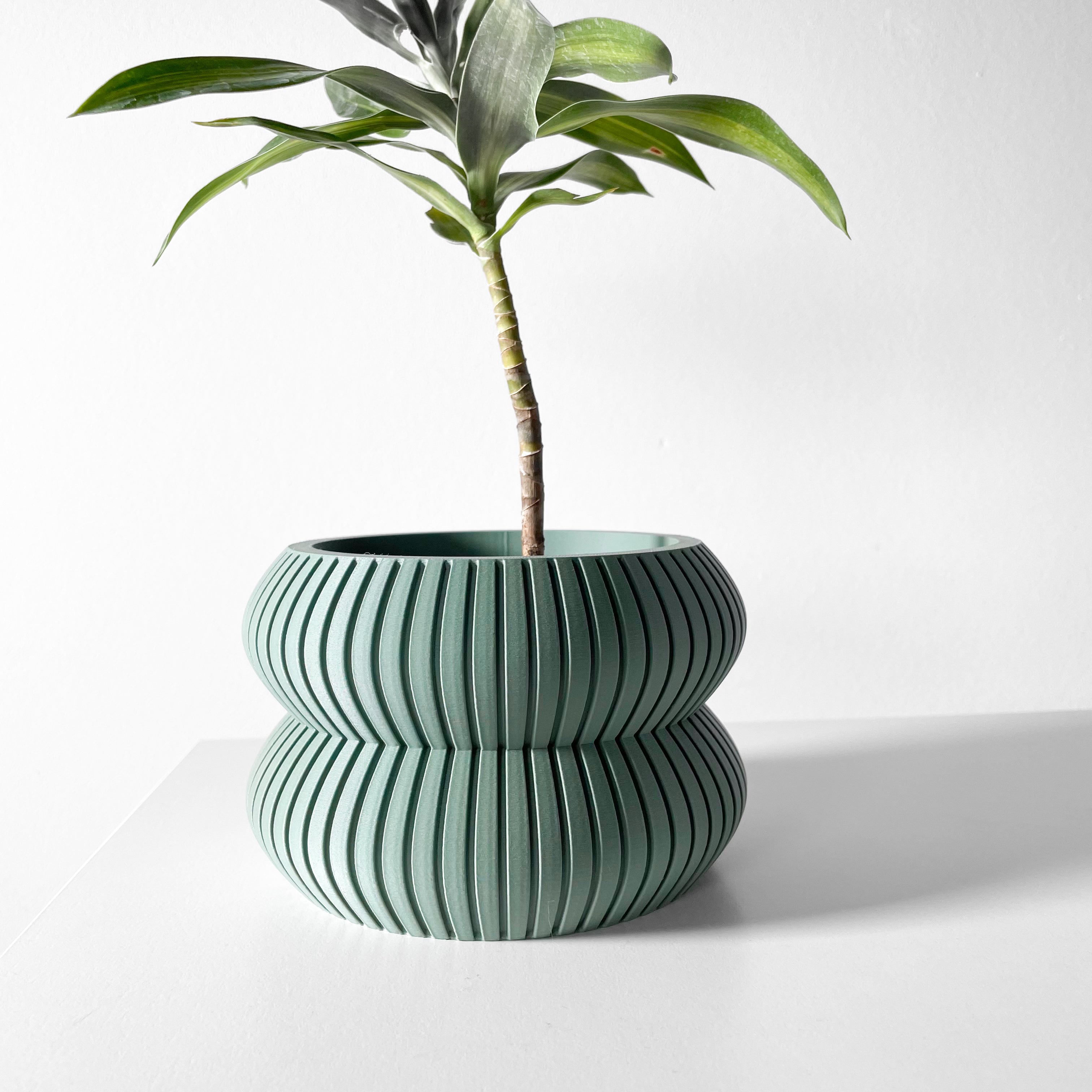 Milo Planter Pot