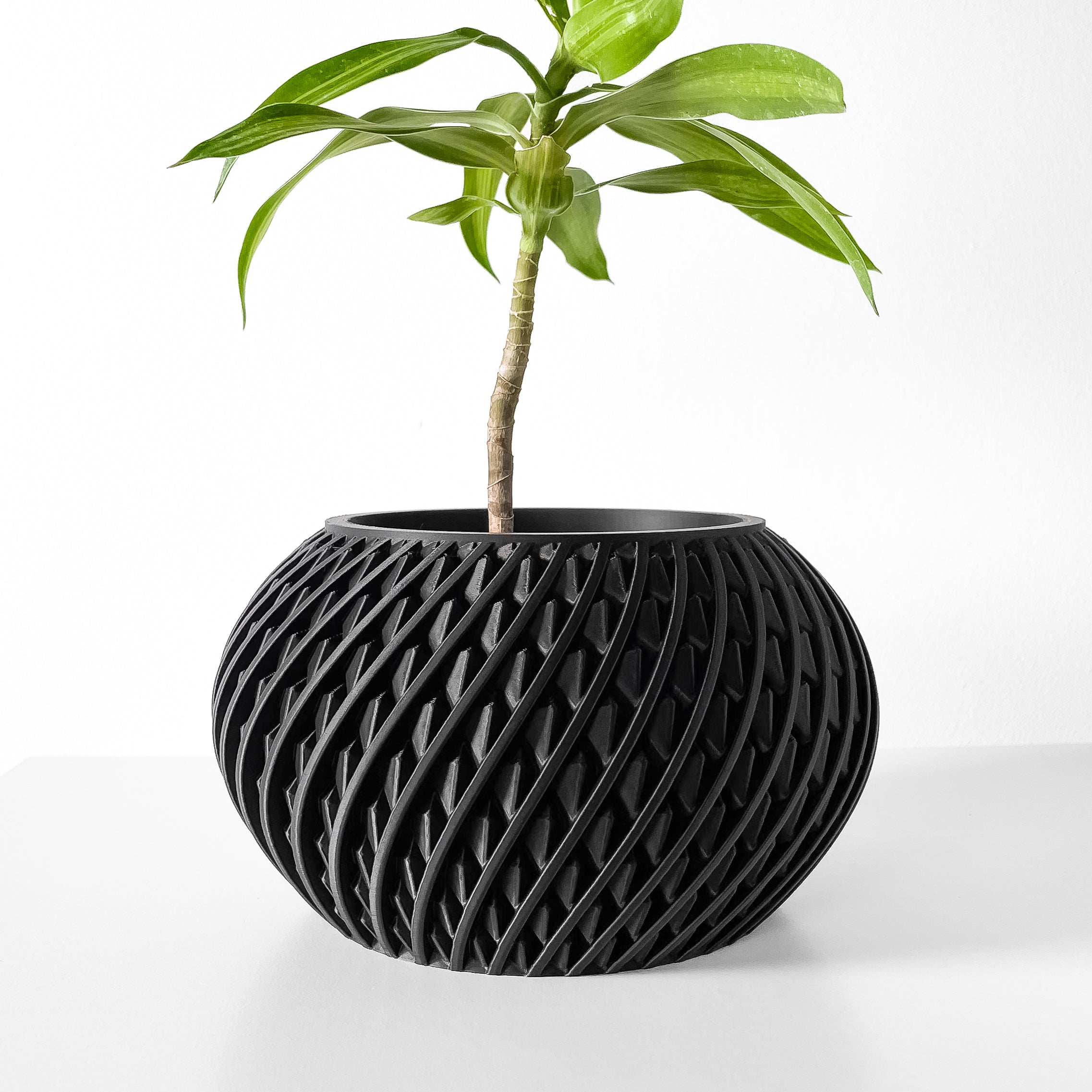 Kio Planter Pot