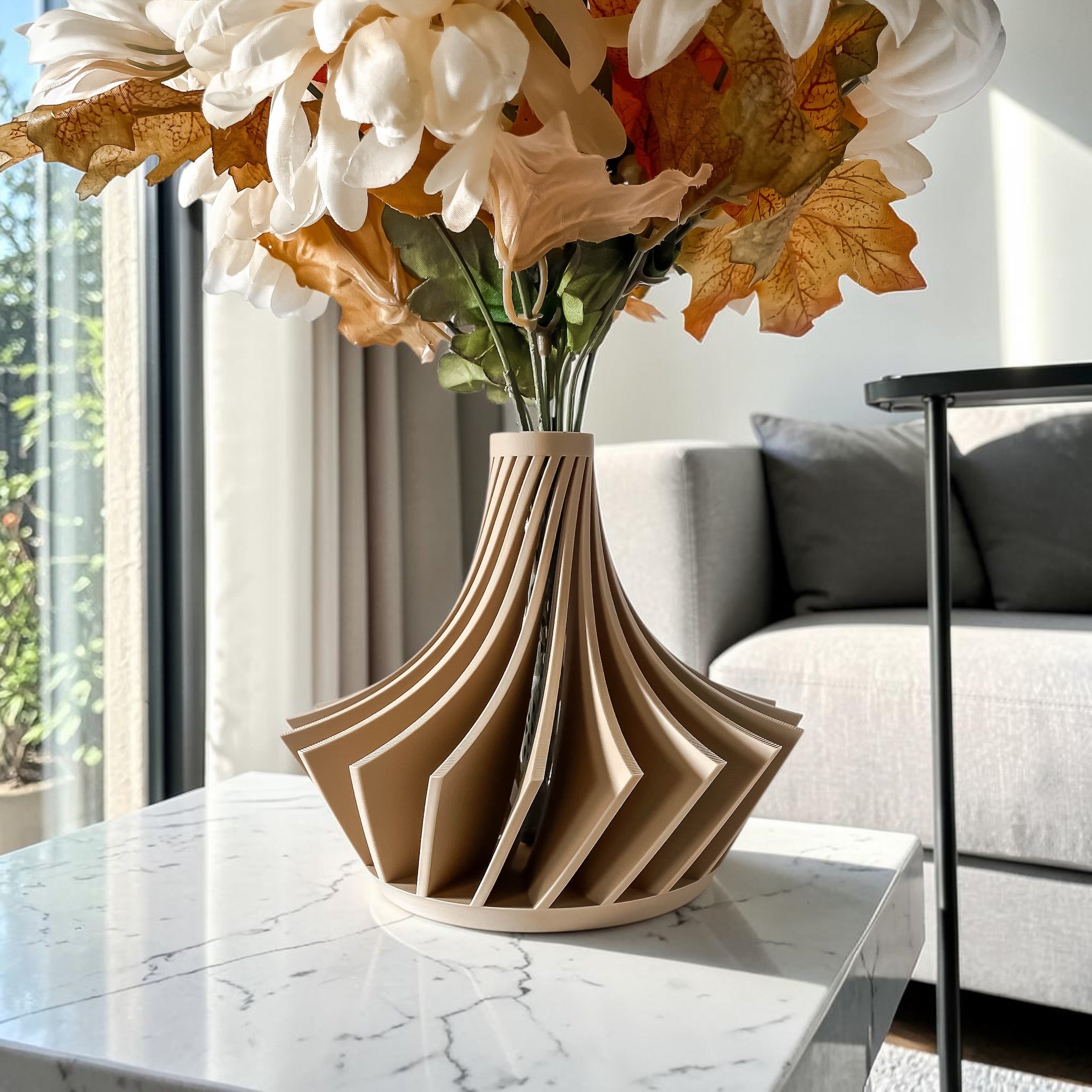 Kario Short Vase