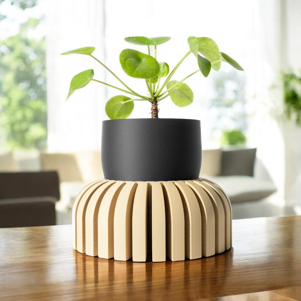 Karis Planter Pot