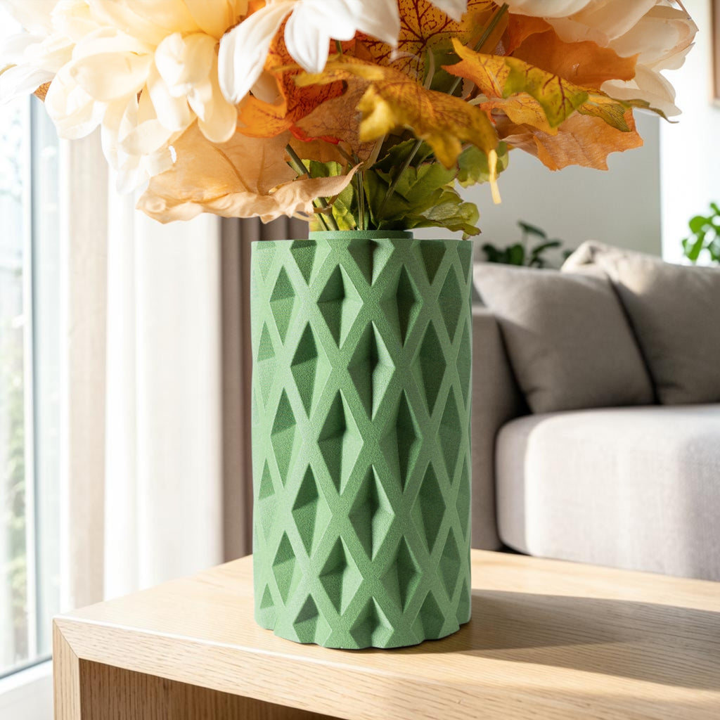 Kymara Vase