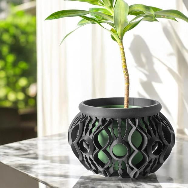 Lyren Planter
