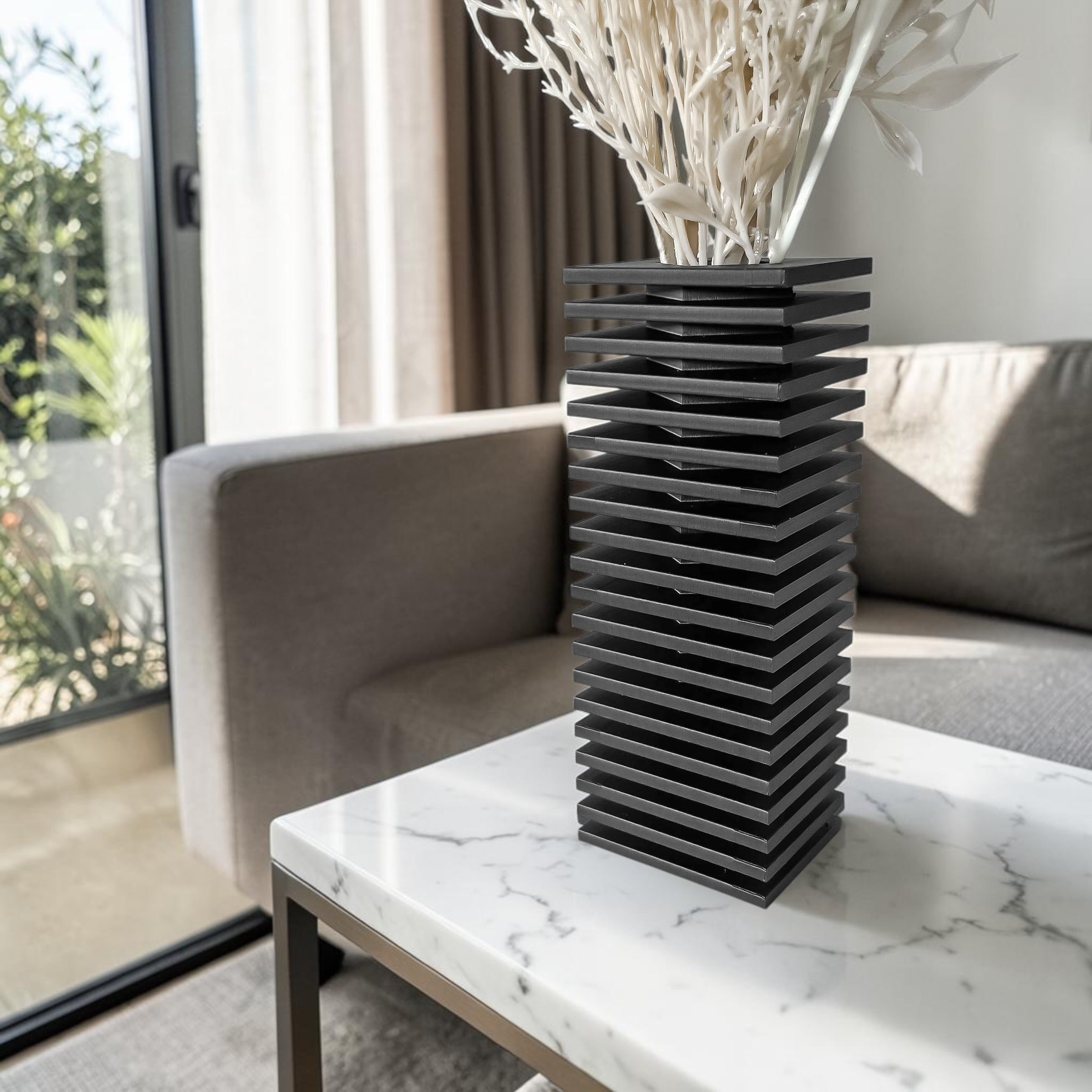 Nado Vase