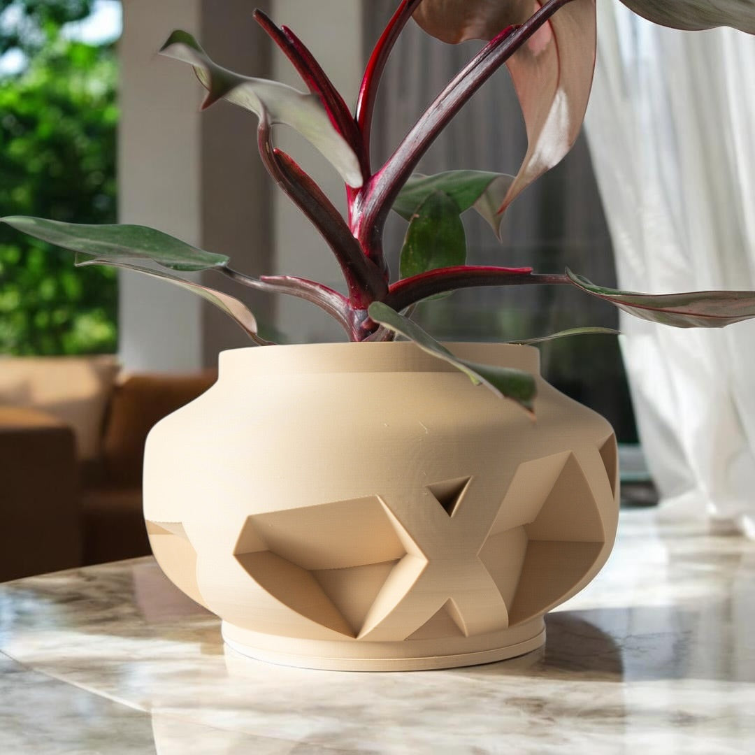 Nomio Planter Pot