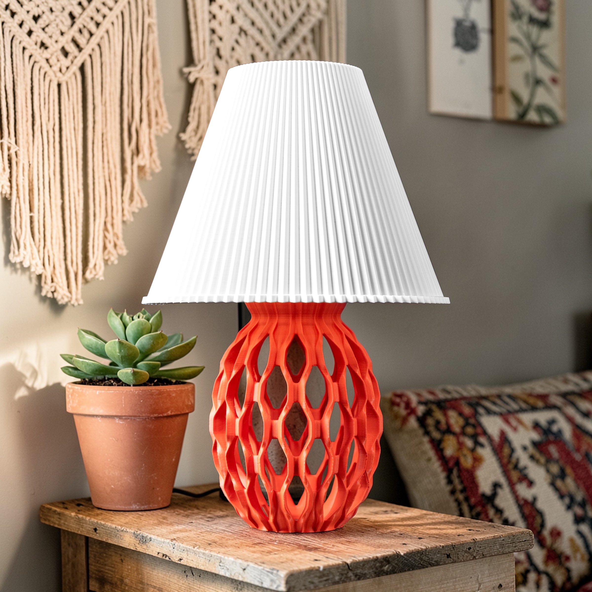 The Chain Table Lamp