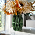Reni Vase