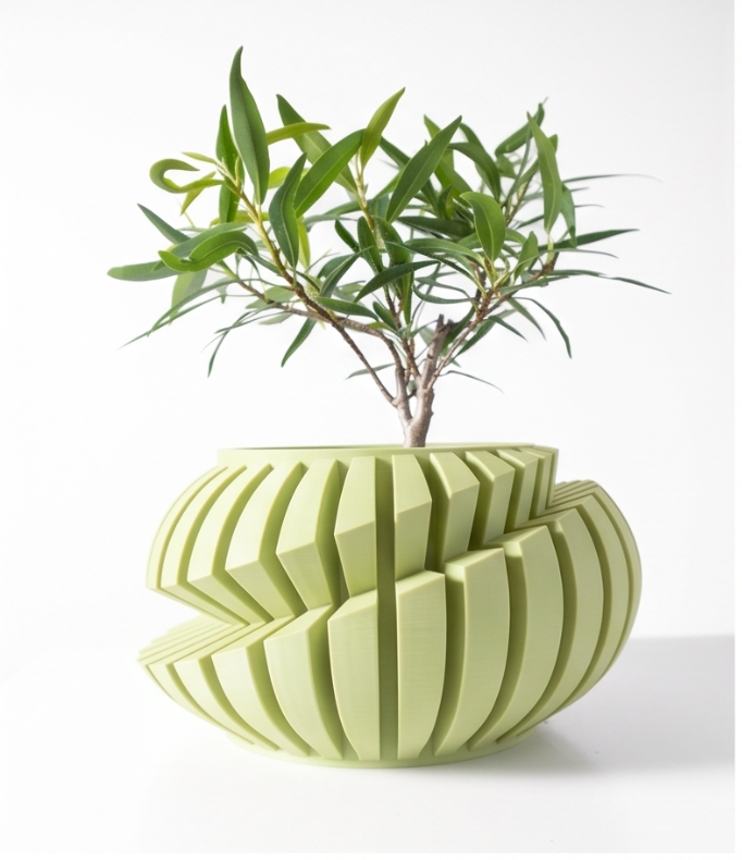 Luxira Planter Pot