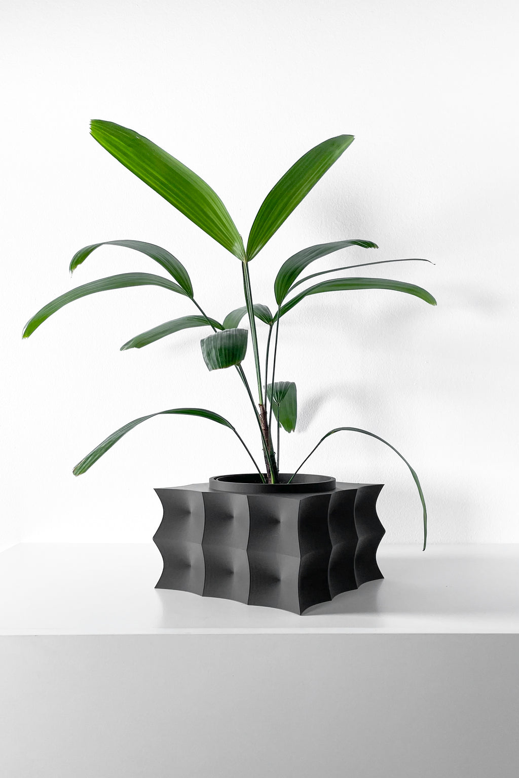 Averth Planter