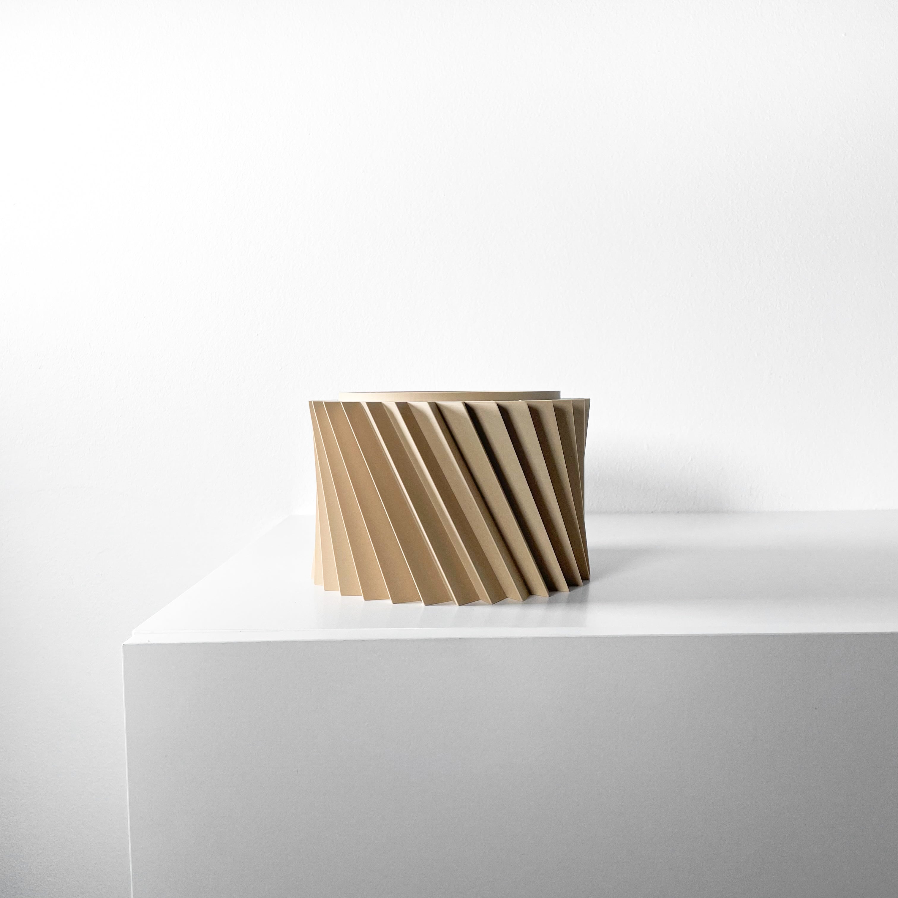 Wiron Planter