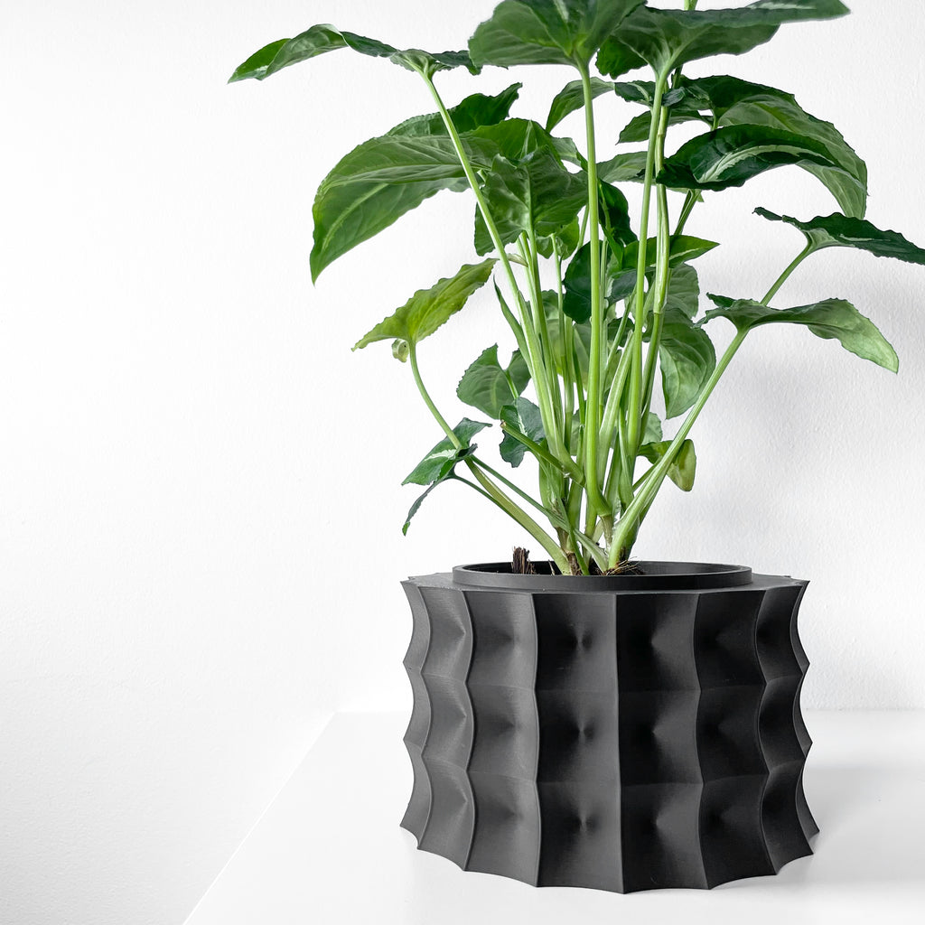 Kivern Planter