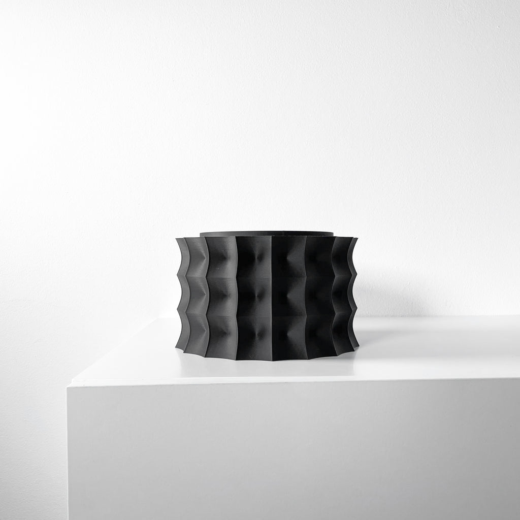 Kivern Planter