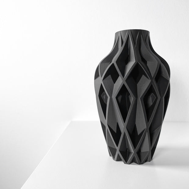 The Yano Vase