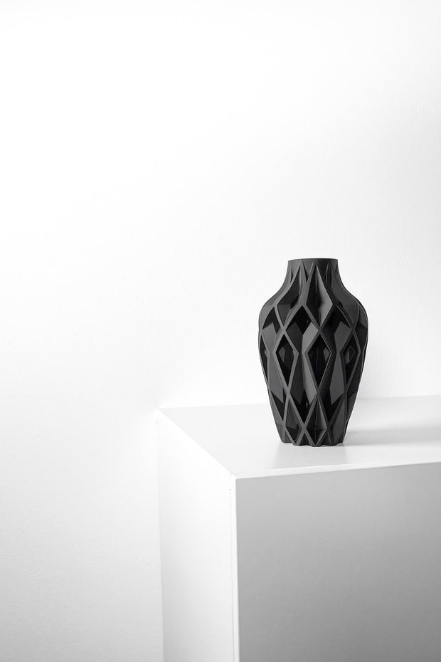 The Yano Vase