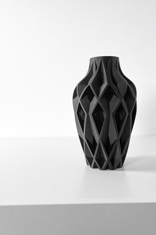 The Yano Vase