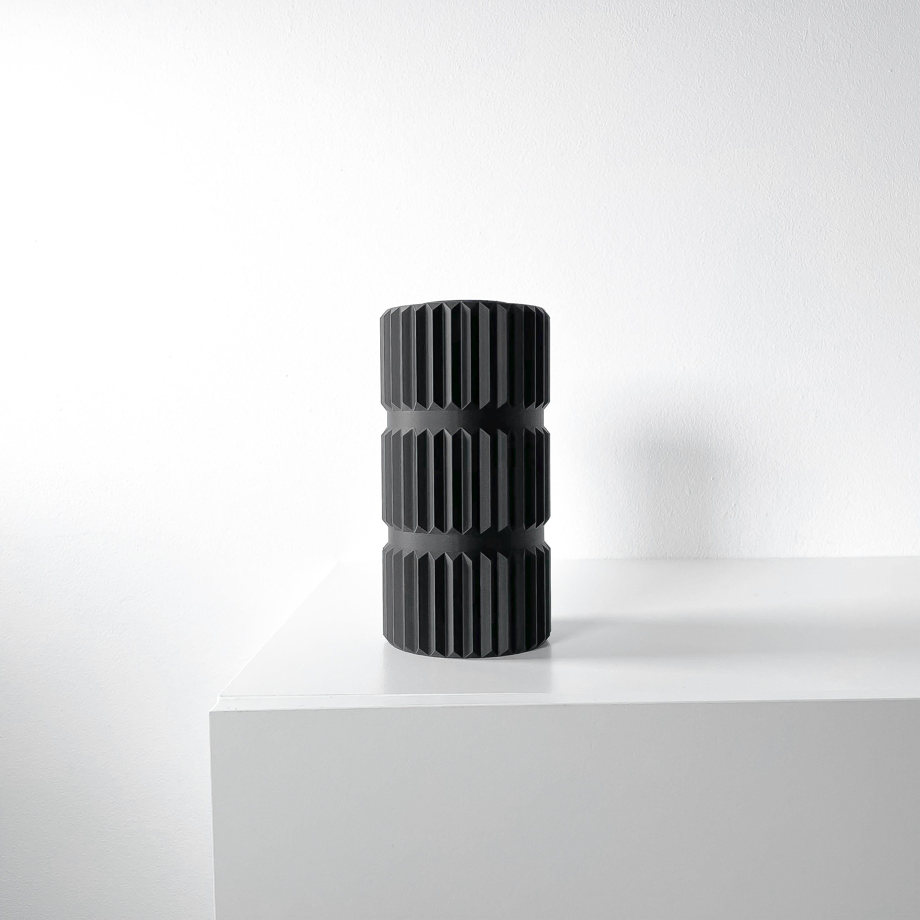 Galorin Vase