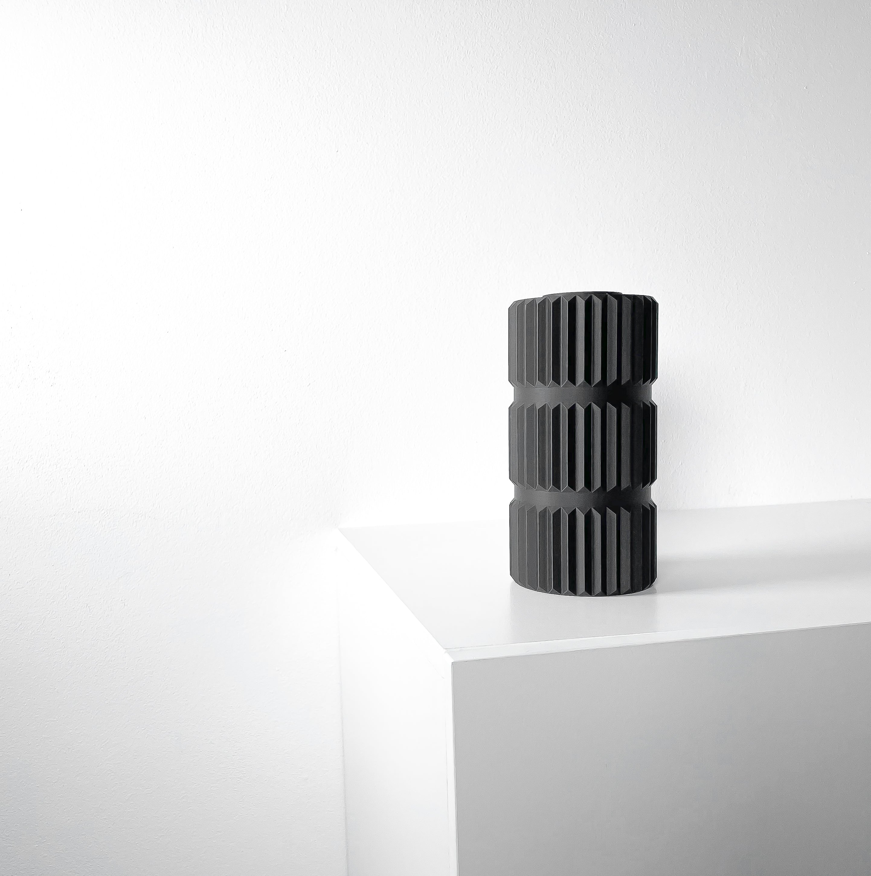 Galorin Vase