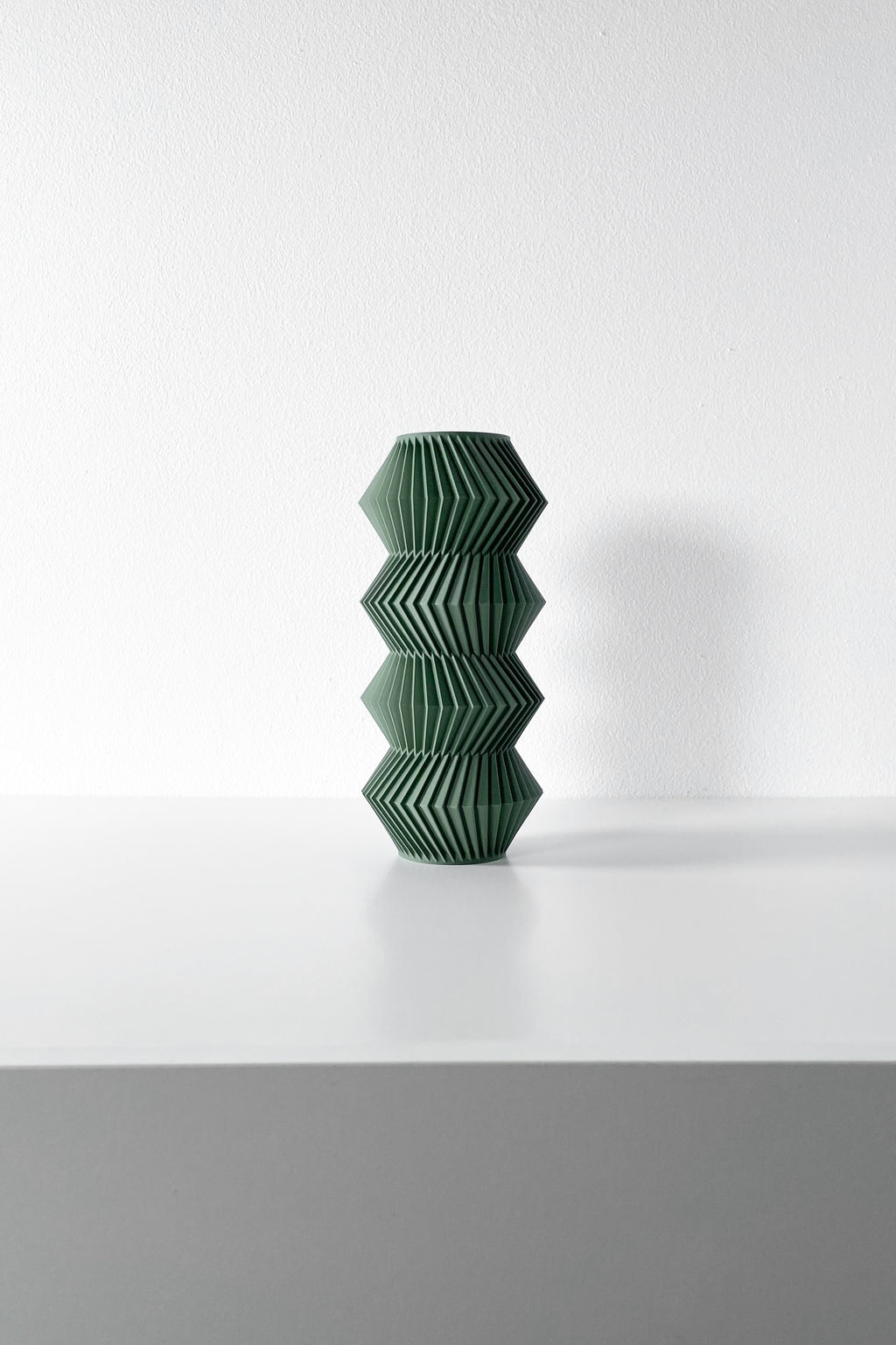 Quelo Vase