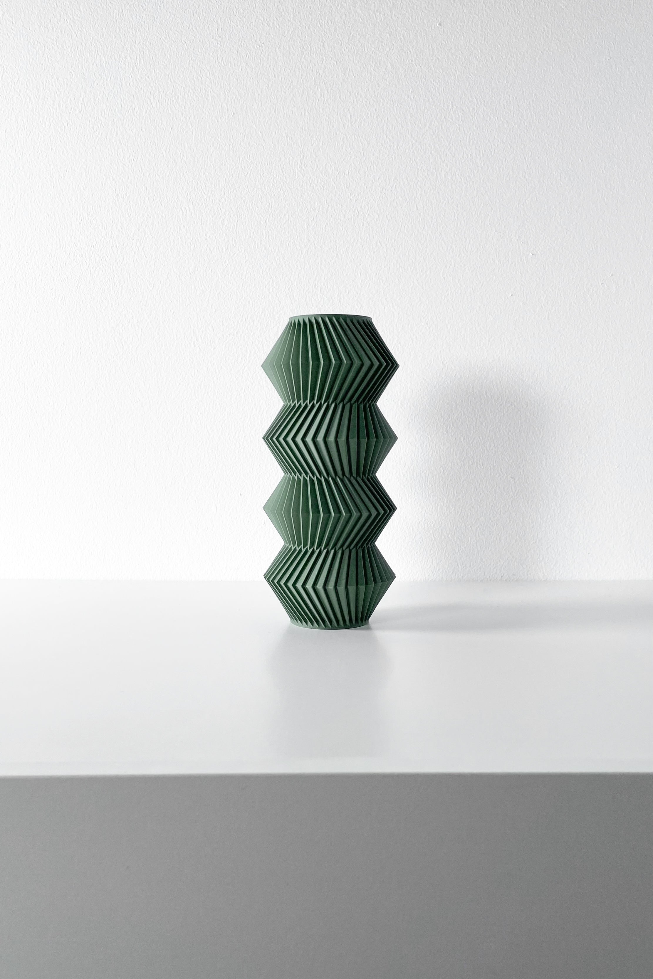 Quelo Vase