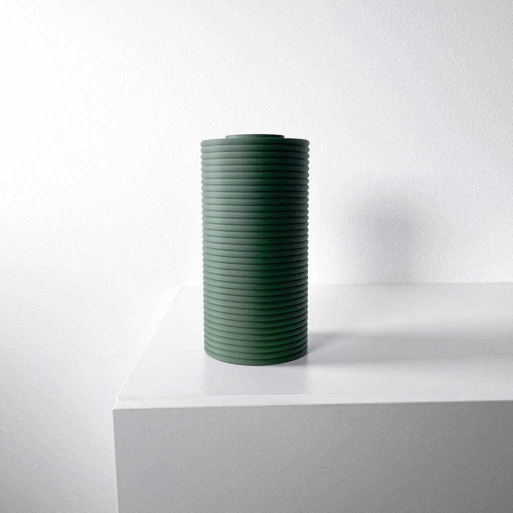Tolivra Vase