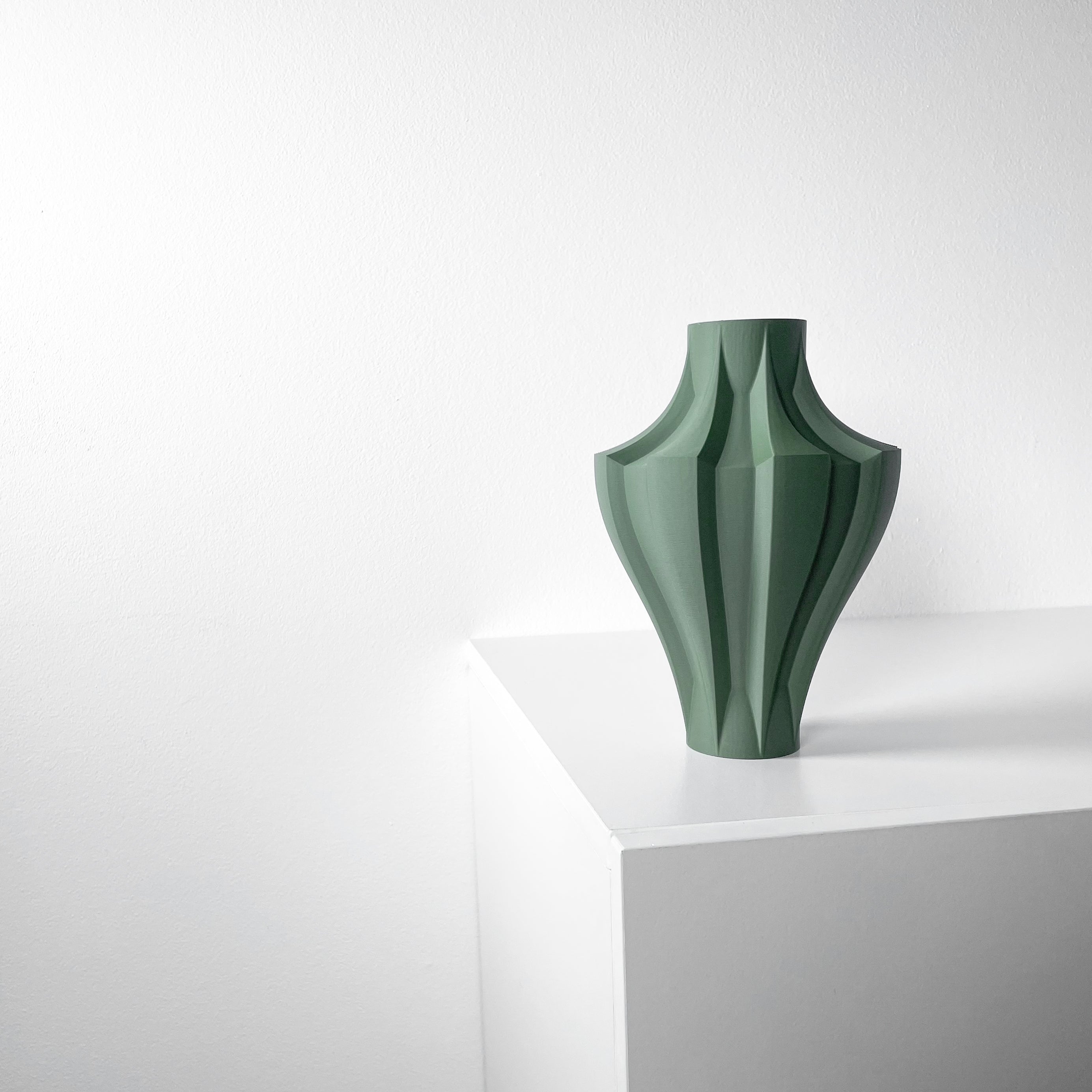 Novak Vase