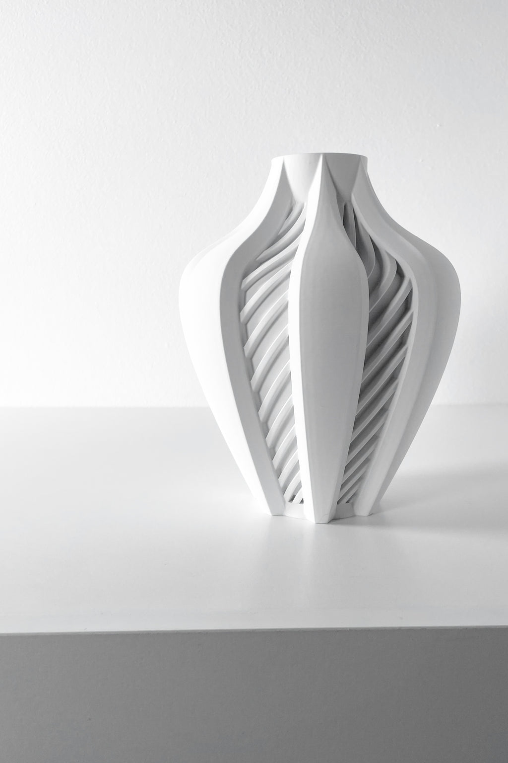 Elvox Vase