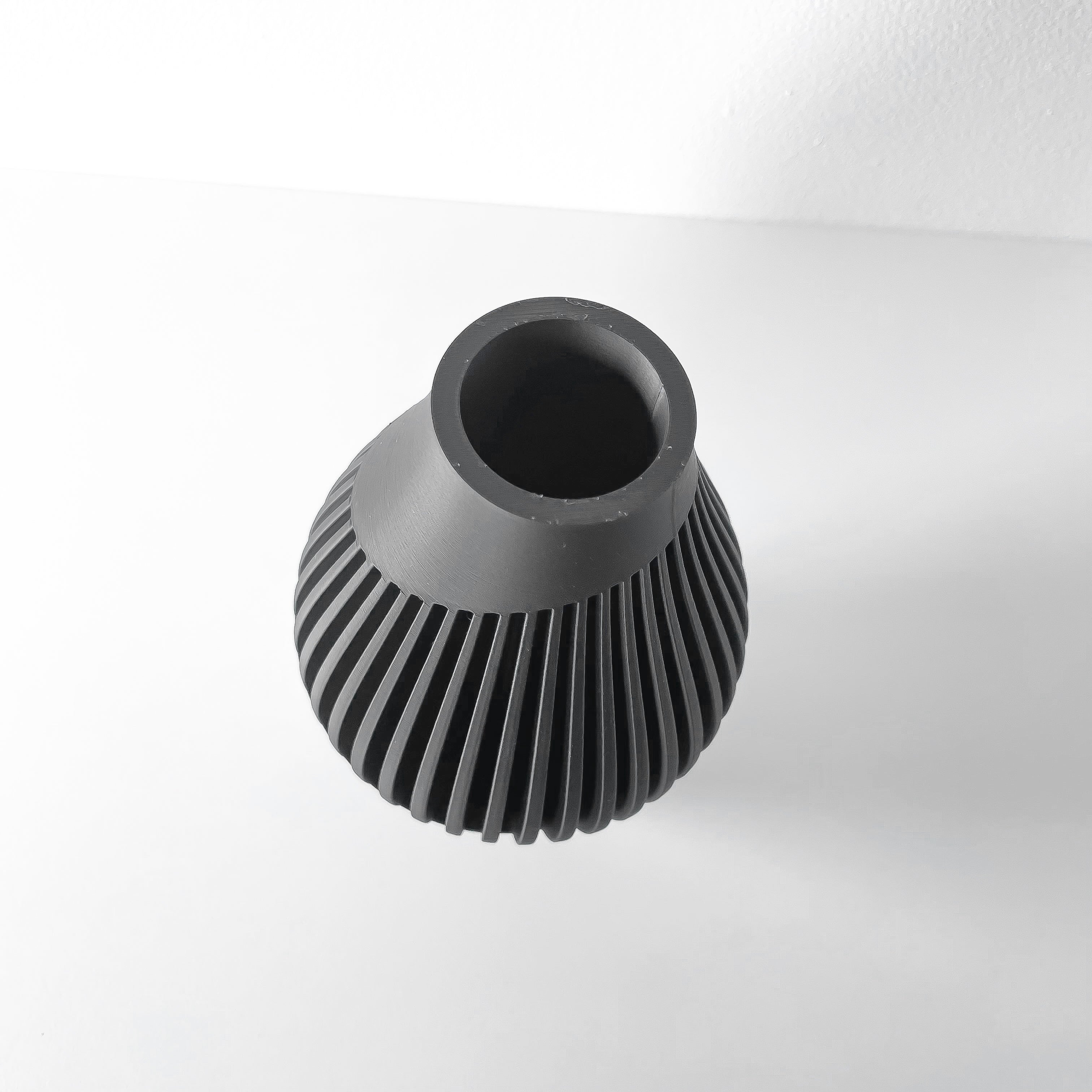 Rinex Vase