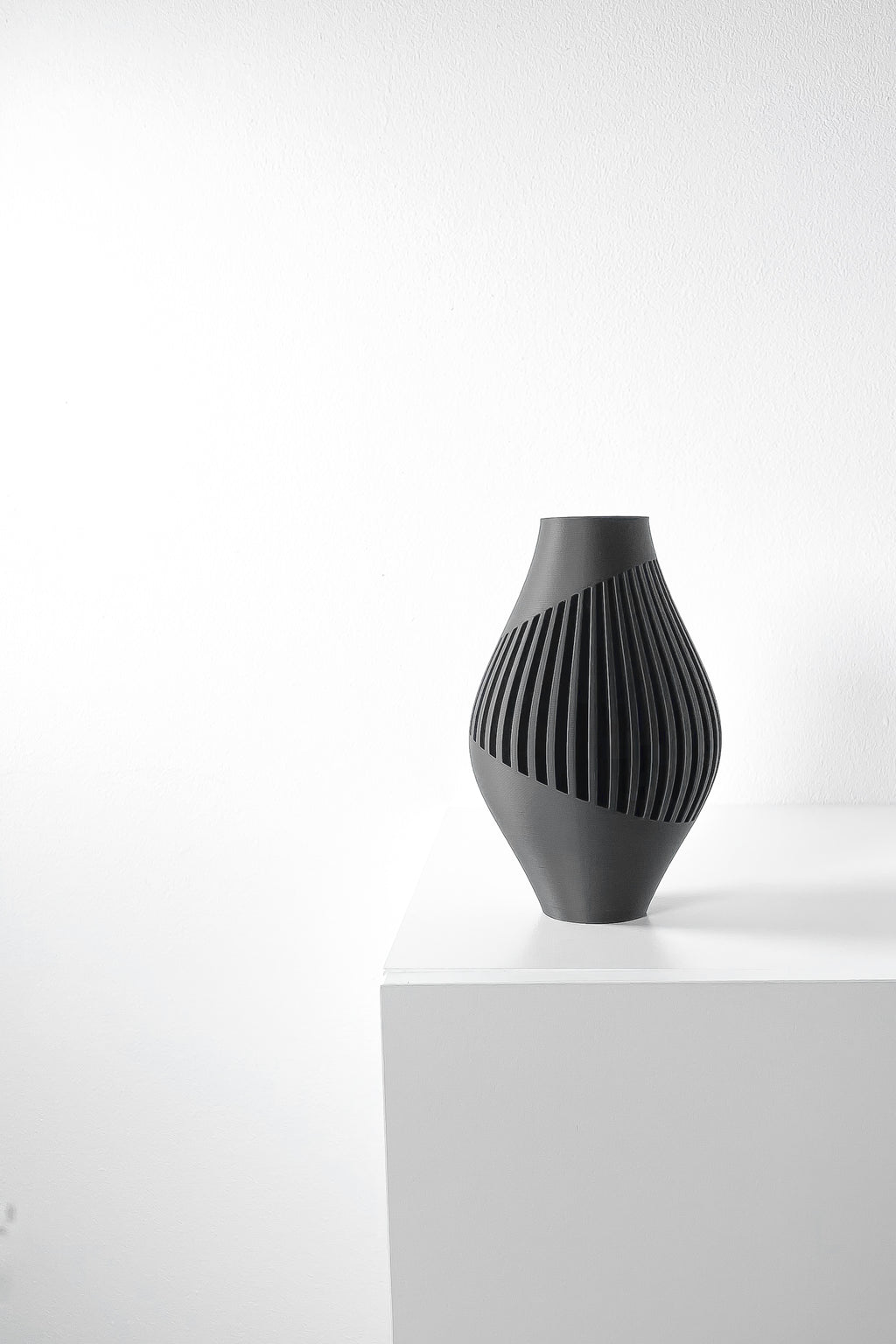 Rinex Vase