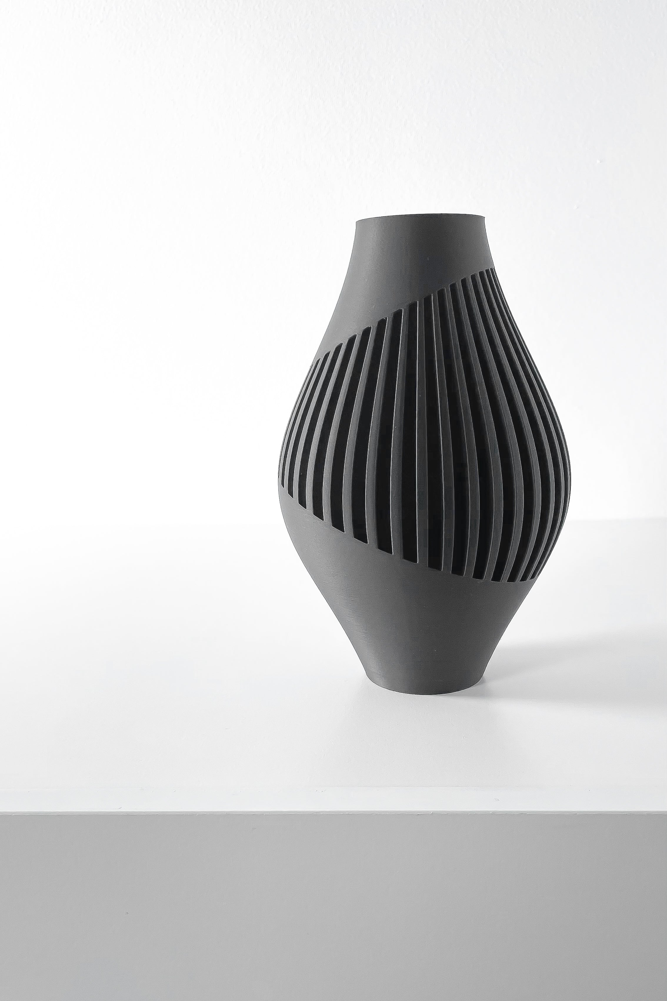 Rinex Vase