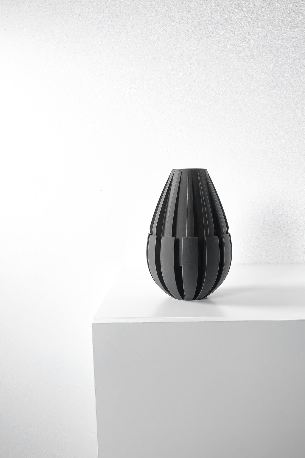 Mivox Vase