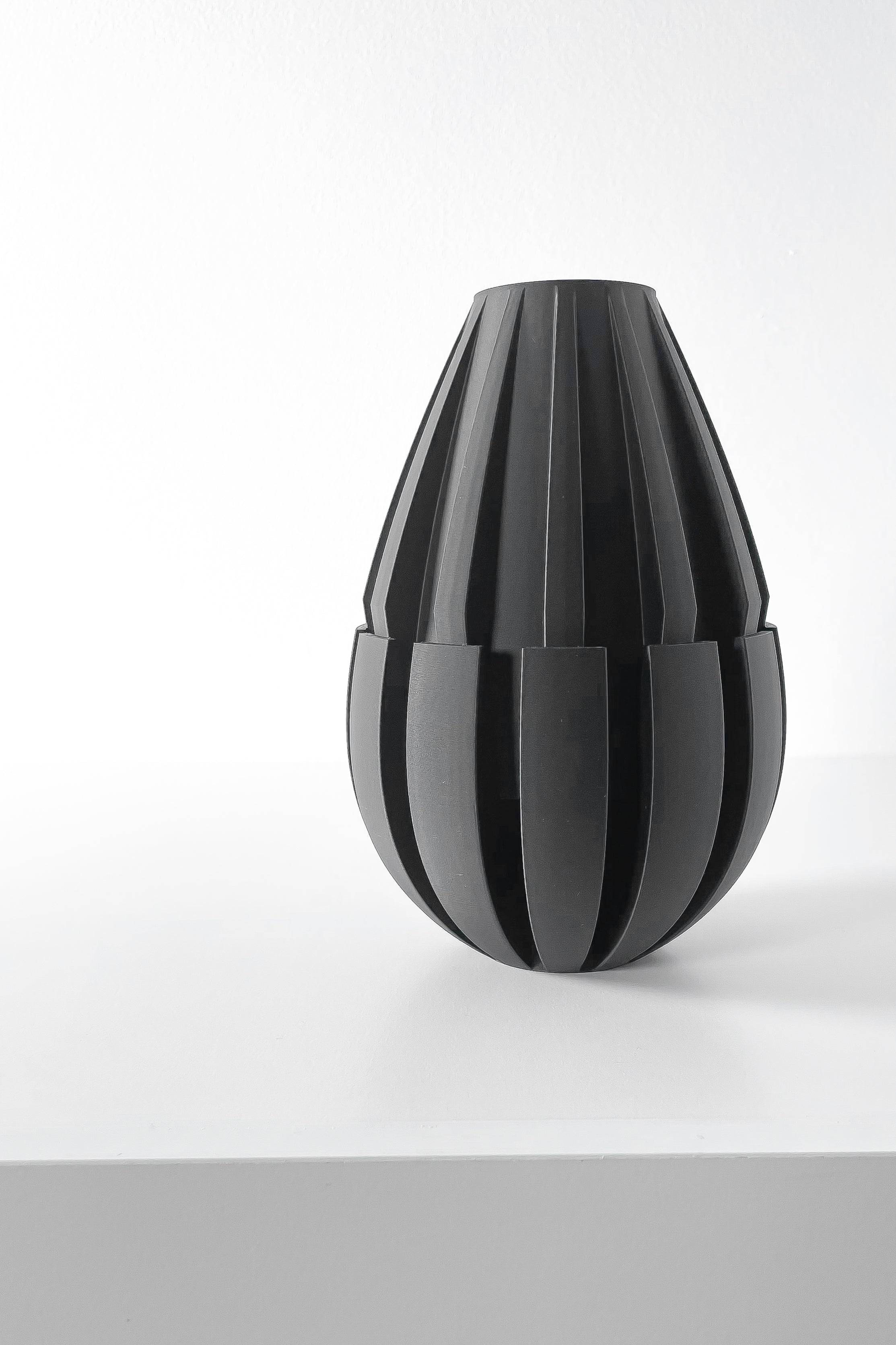 Mivox Vase