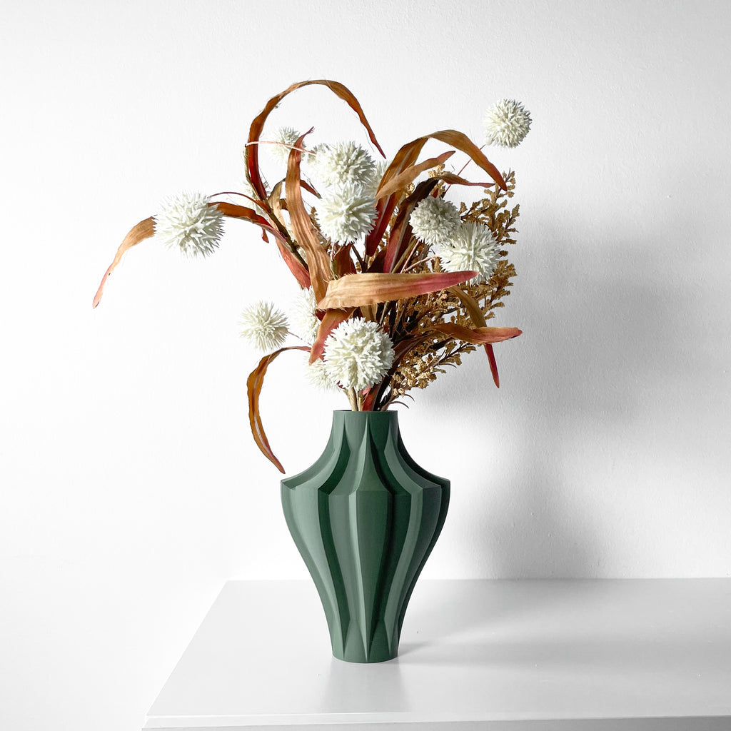 Novak Vase