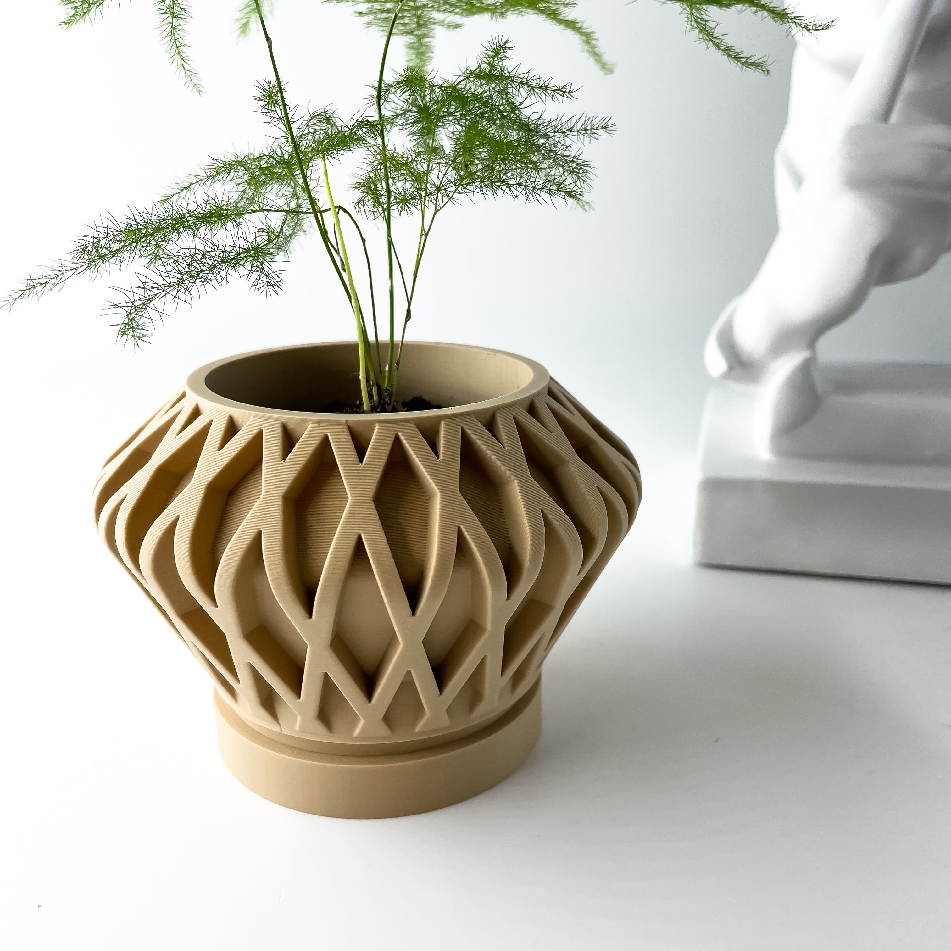 Suvan Planter