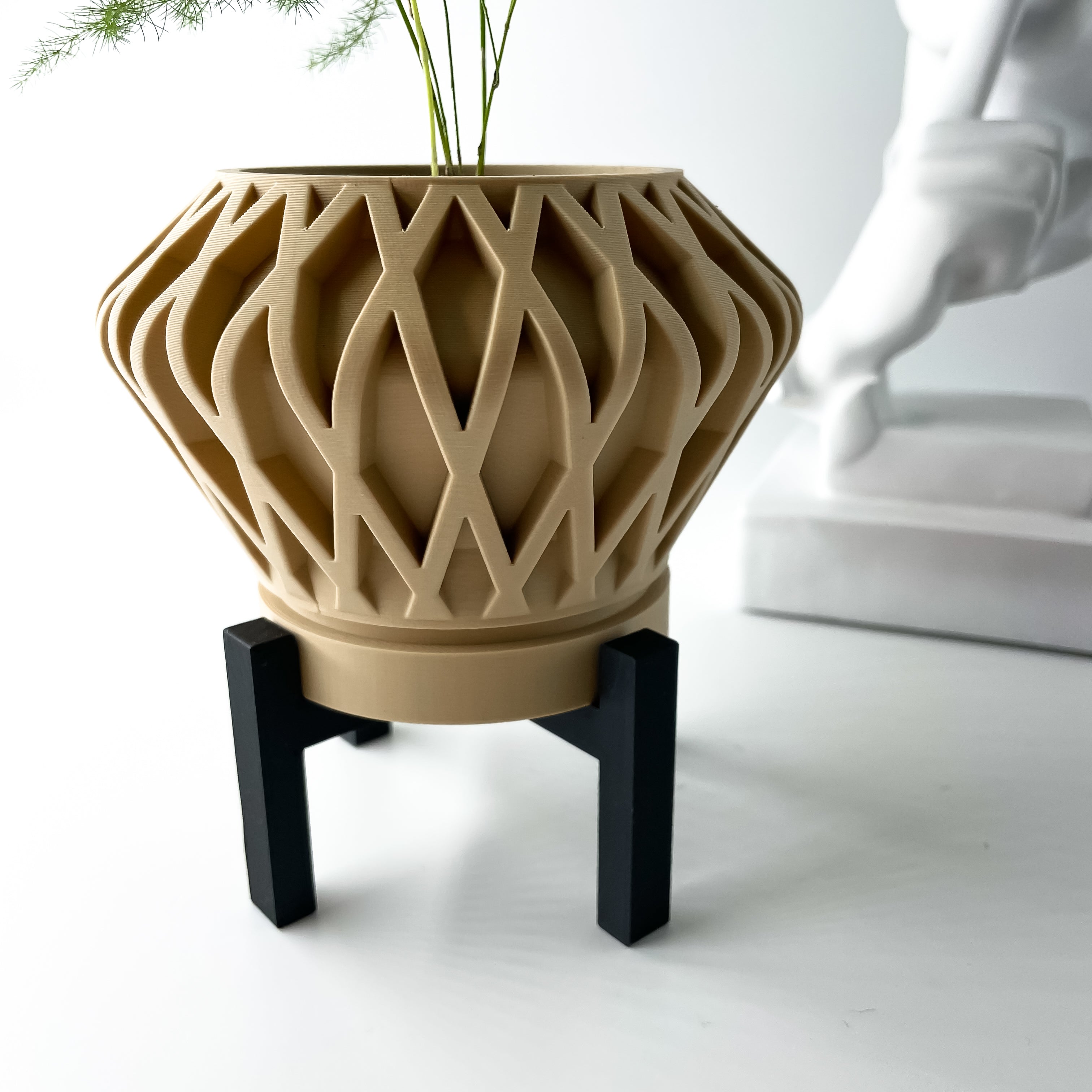 Suvan Planter