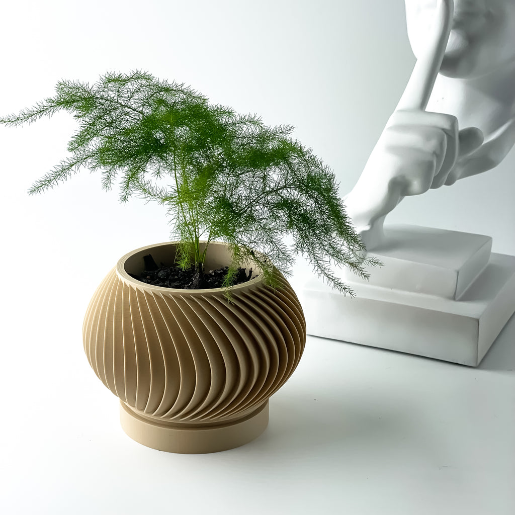 Caleth Planter