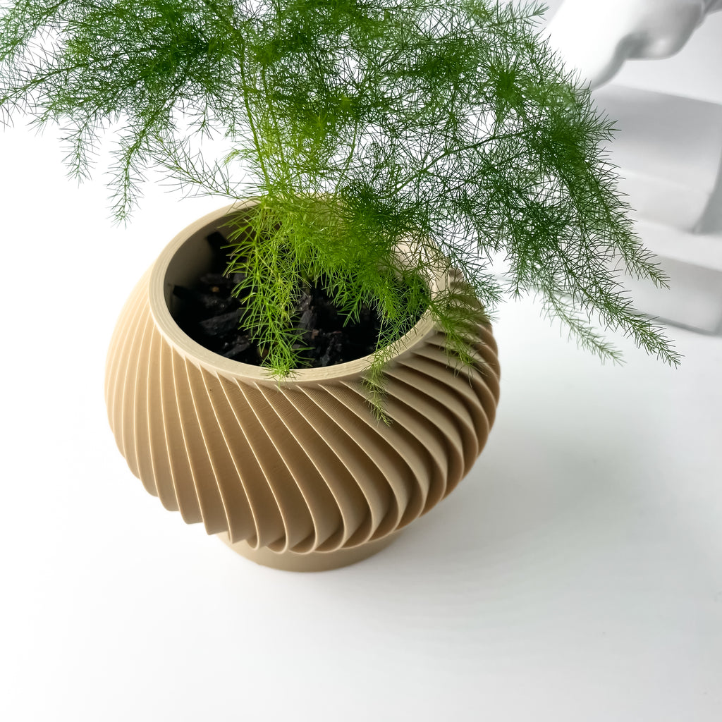 Caleth Planter