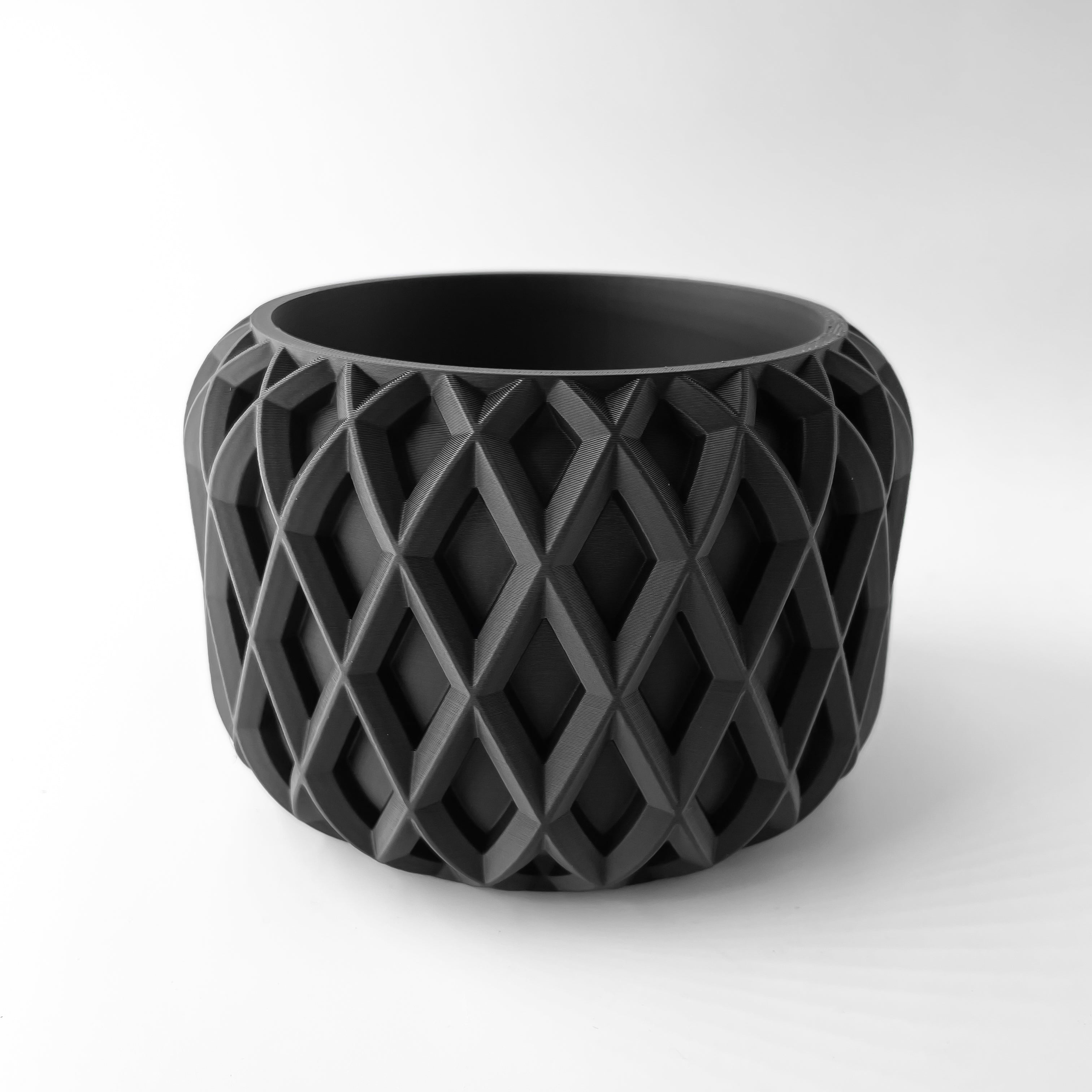 The Kinao Planter Pot