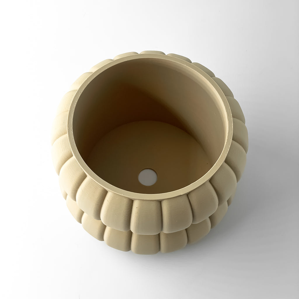 The Yanor Planter Pot