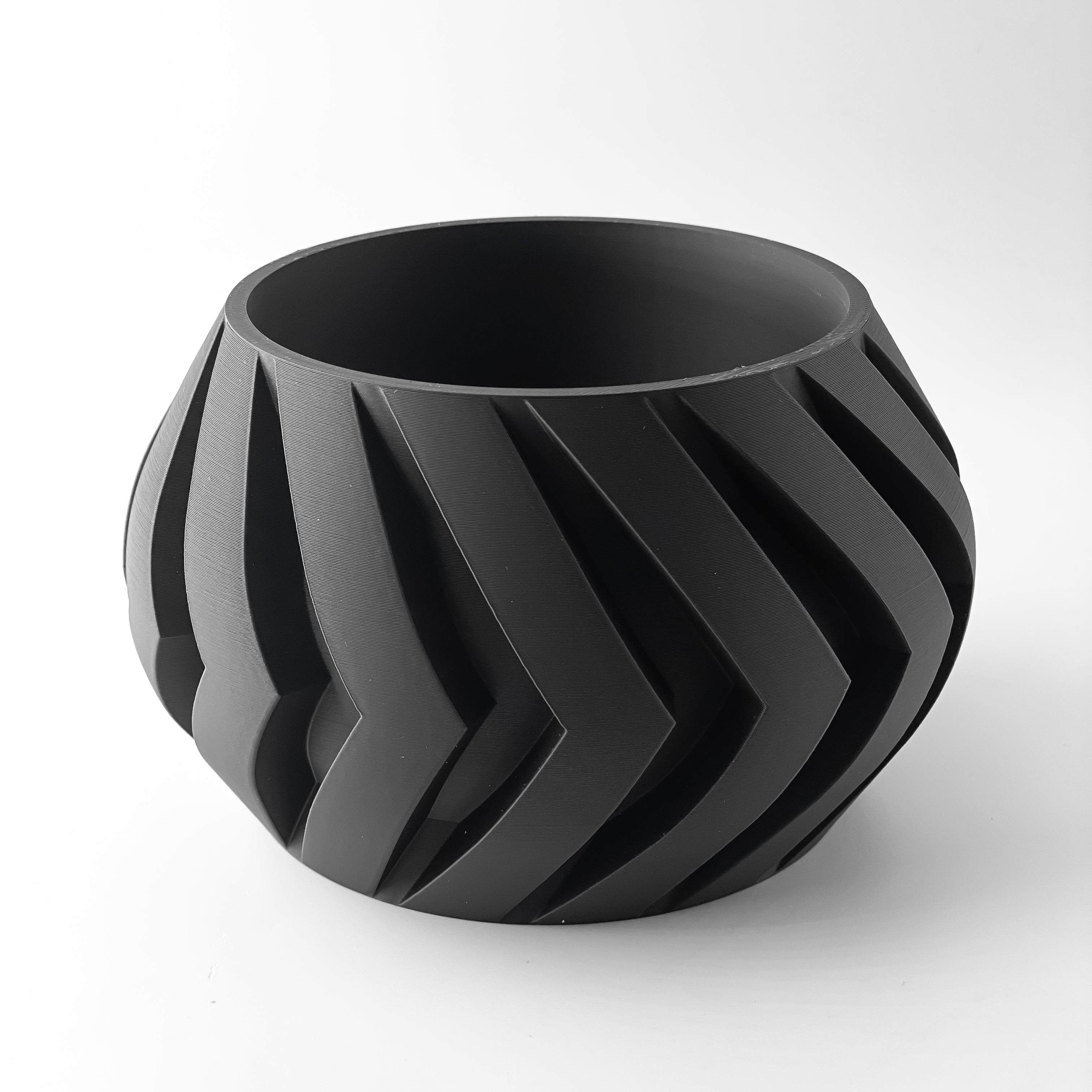 The Manse Planter Pot